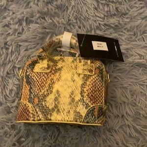 Snake skin crossbody bag SOLD